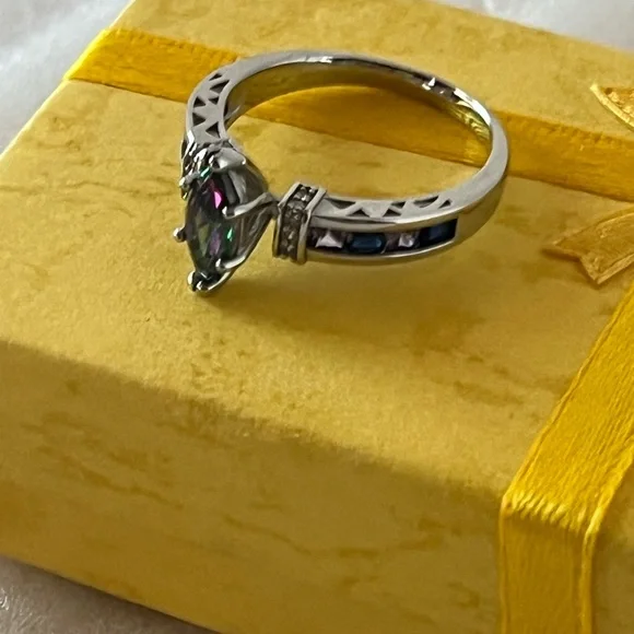 NWOT Mystic Topaz Sterling Silver Ring 925 - Picture 3 of 6